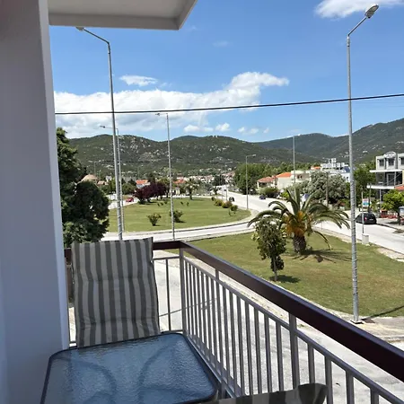 Διαμέρισμα Yannos 1930 *